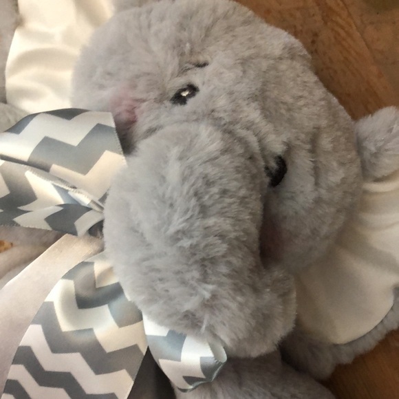 Bearington Baby Collection Elephant Lovey Gray Satin Plush Security Blanket - Picture 4 of 10